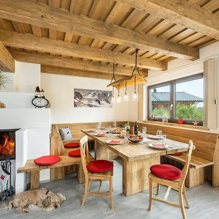 Holiday home Aaf - Familien-chalet Gipfelblick 3 *