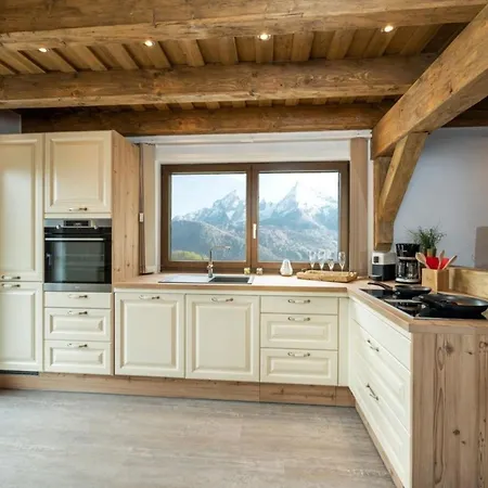 Holiday home Aaf - Familien-chalet Gipfelblick 3